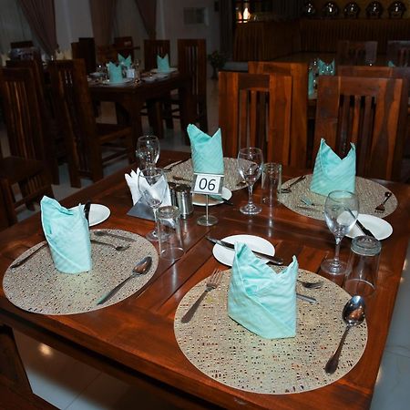 Jkab Park Hotel Trincomalee Exteriér fotografie