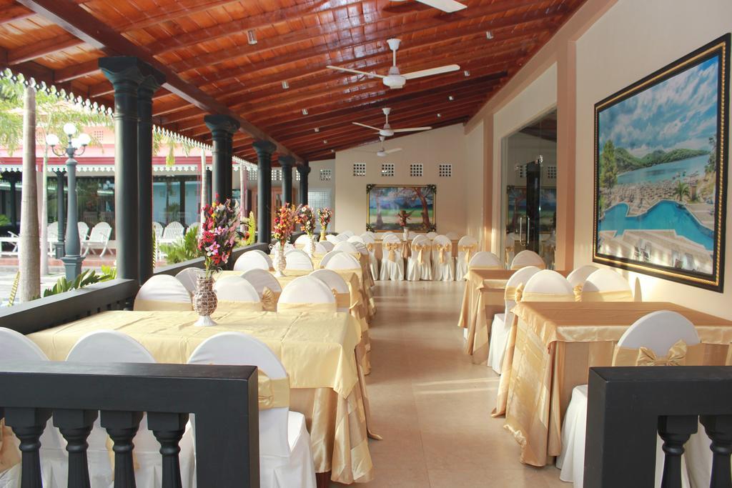 Jkab Park Hotel Trincomalee Exteriér fotografie