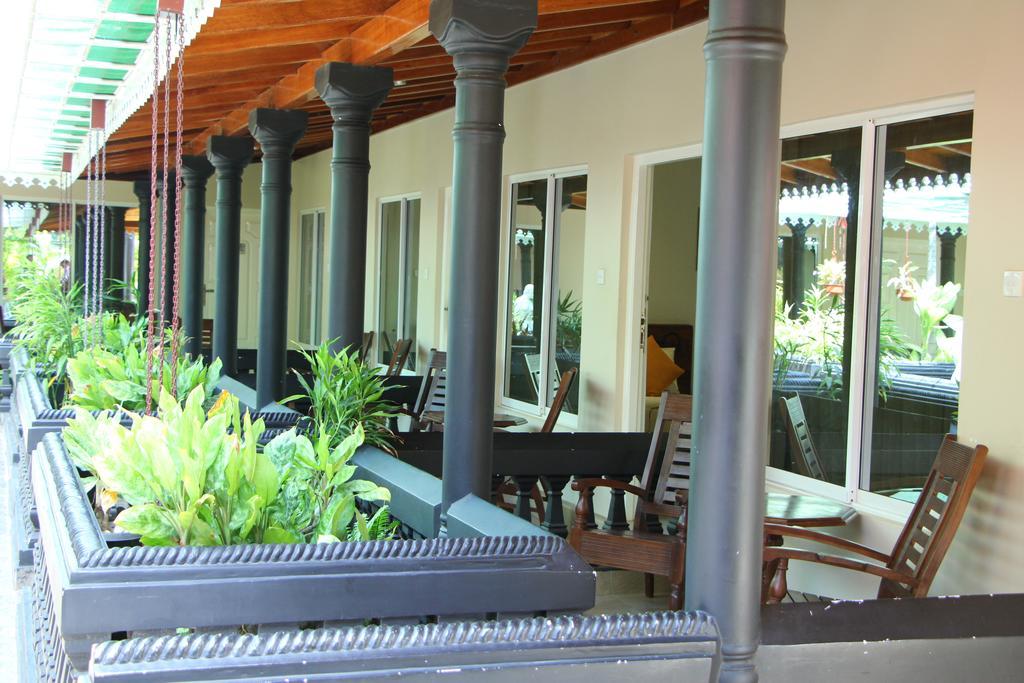 Jkab Park Hotel Trincomalee Exteriér fotografie