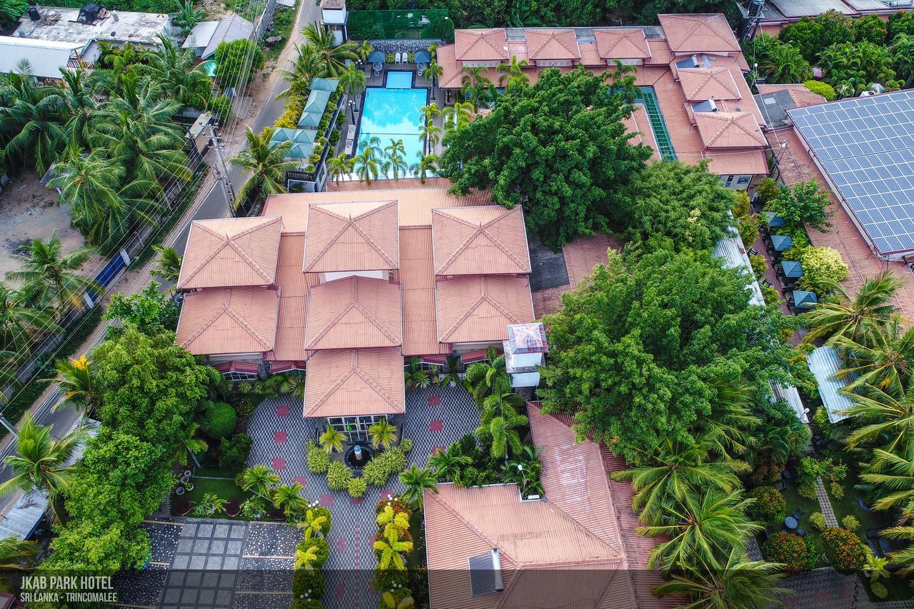 Jkab Park Hotel Trincomalee Exteriér fotografie
