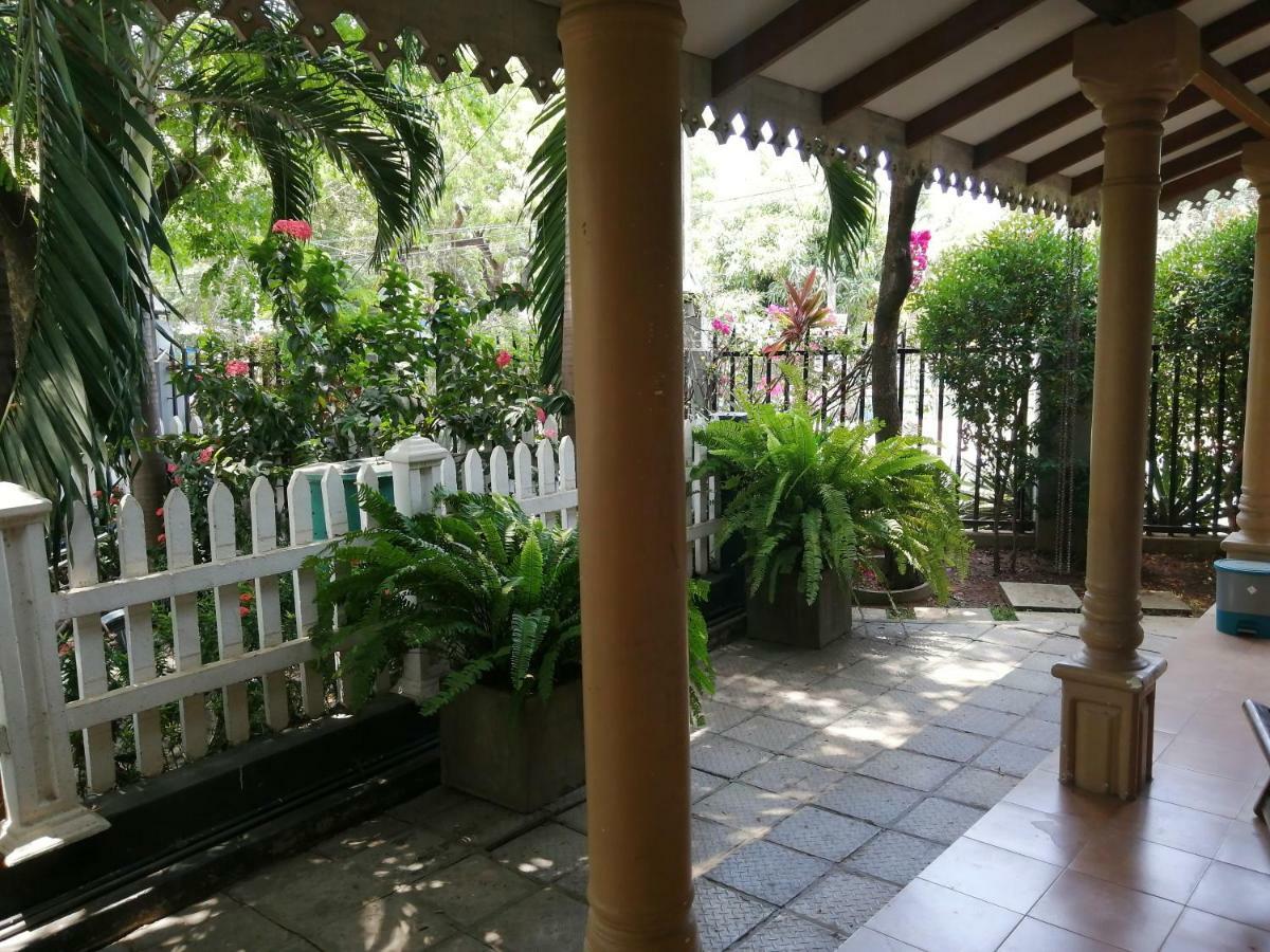 Jkab Park Hotel Trincomalee Exteriér fotografie